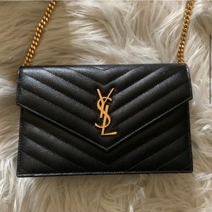 I want this in the silver larger size